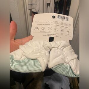 Goumi Booties